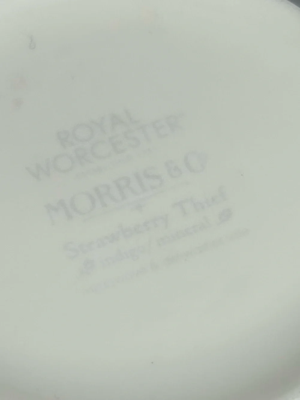 Royal Worcester Fine Bone China Mug iconic Morris & Co Strawberry Thief Design